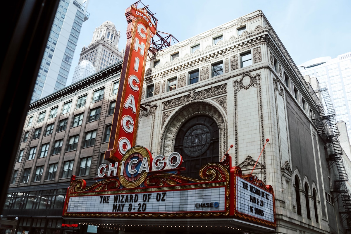 Chicago Theatre marquee